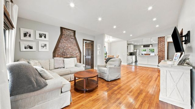 1710 E 14th Street, Chattanooga, TN 37404