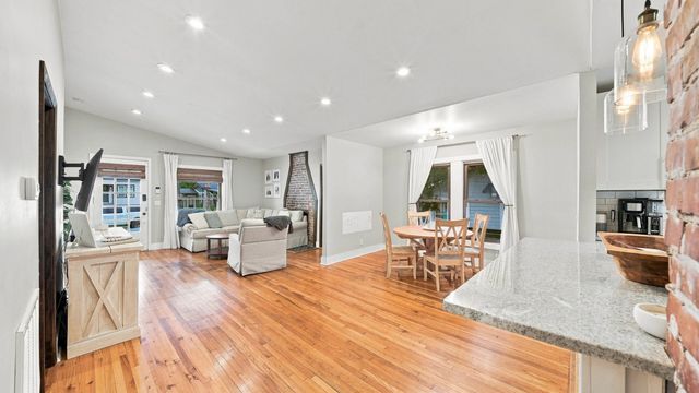 1710 E 14th Street, Chattanooga, TN 37404