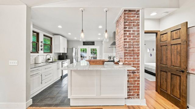 1710 E 14th Street, Chattanooga, TN 37404