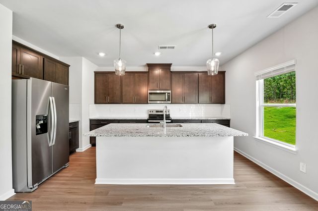 16 Rise Road, Adairsville, GA 30103