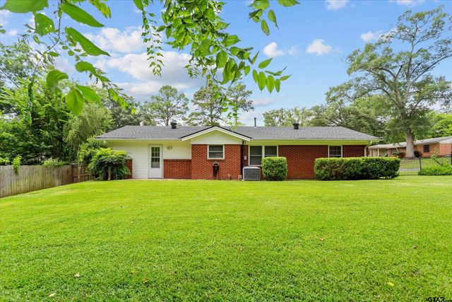 2415 Mimosa Dr., Tyler, TX 75701
