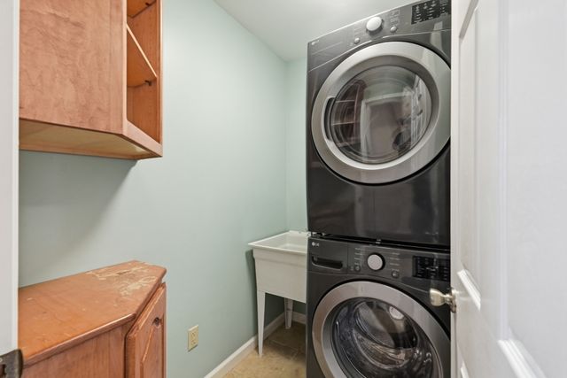 5 Allen Ln, Brush Creek, TN 38547