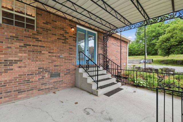 5 Allen Ln, Brush Creek, TN 38547