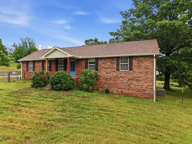 5 Allen Ln, Brush Creek, TN 38547