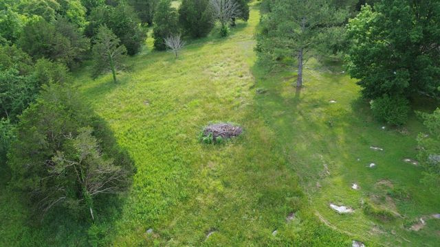 5 Allen Ln, Brush Creek, TN 38547