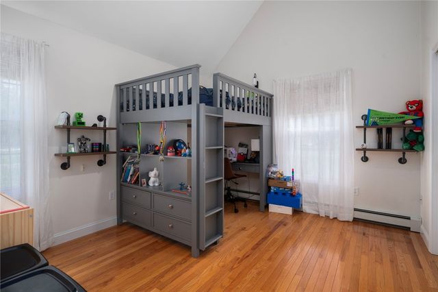 2225 Providence Pike, North Smithfield, RI 02896