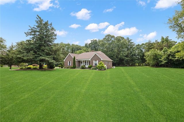 2225 Providence Pike, North Smithfield, RI 02896