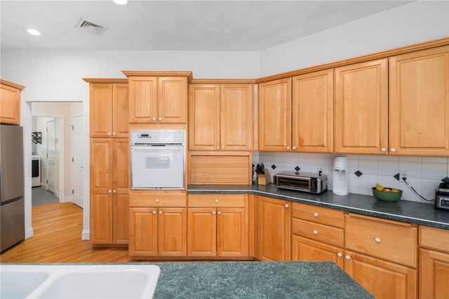 2225 Providence Pike, North Smithfield, RI 02896