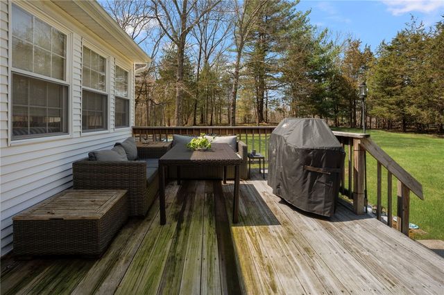 2225 Providence Pike, North Smithfield, RI 02896