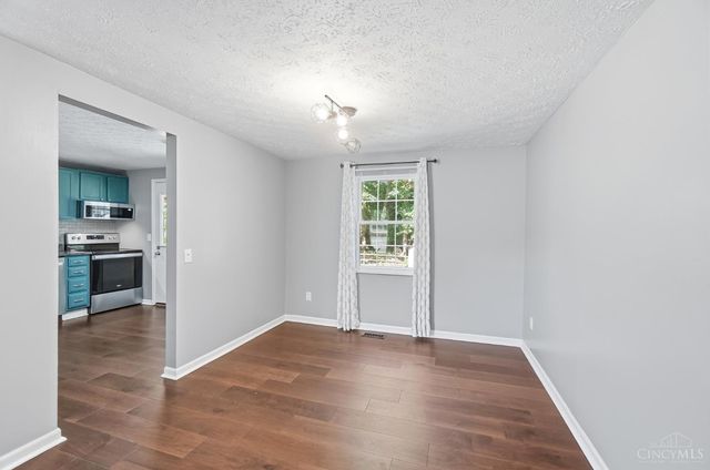 8943 Pembrooke Street, Deerfield Twp., OH 45039