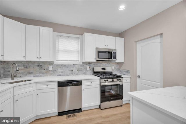 213 MERCER ST, Gloucester City, NJ 08030