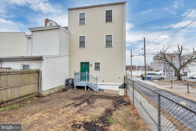 213 MERCER ST, Gloucester City, NJ 08030