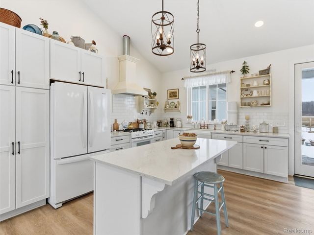 7197 Lyons Road, Imlay City, MI 48444