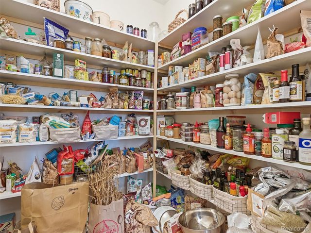 7197 Lyons Road, Imlay City, MI 48444