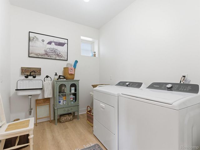 7197 Lyons Road, Imlay City, MI 48444