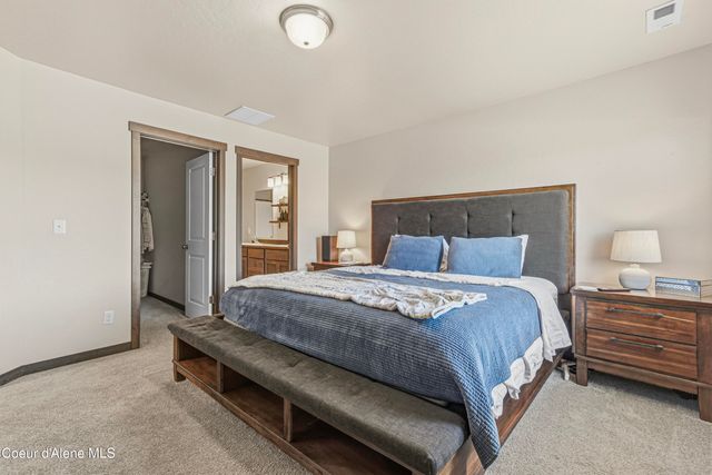 8973 N Scotsworth St, Post Falls, ID 83854