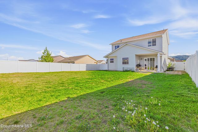 8973 N Scotsworth St, Post Falls, ID 83854