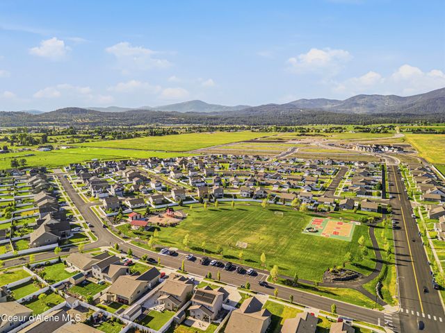 8973 N Scotsworth St, Post Falls, ID 83854
