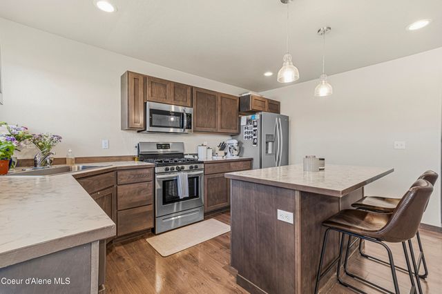 8973 N Scotsworth St, Post Falls, ID 83854