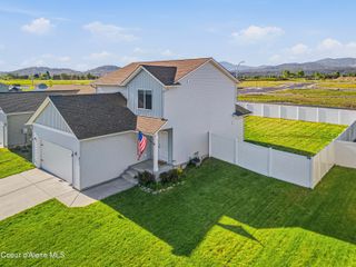 8973 N Scotsworth St, Post Falls, ID 83854
