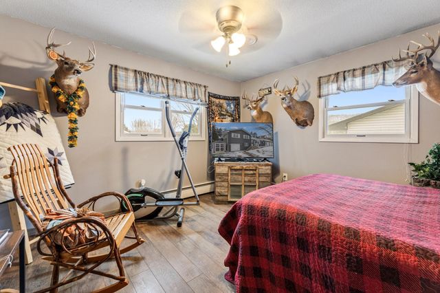 36 Skunk Hollow Road, La Crescent, MN 55947