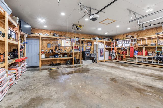 36 Skunk Hollow Road, La Crescent, MN 55947