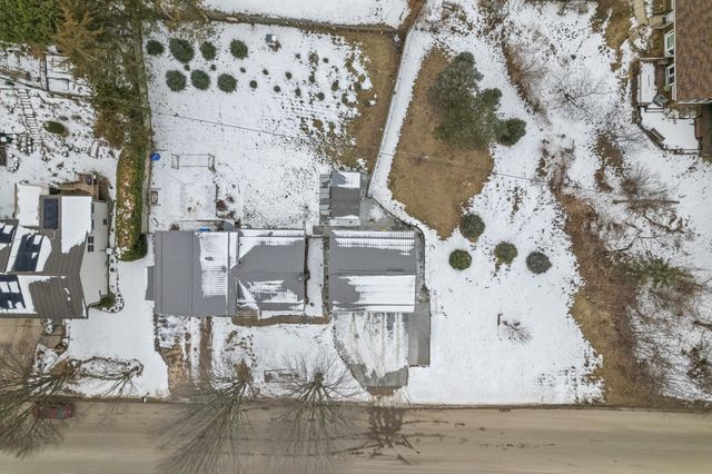 36 Skunk Hollow Road, La Crescent, MN 55947