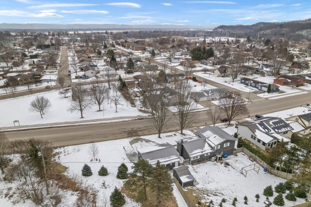 36 Skunk Hollow Road, La Crescent, MN 55947