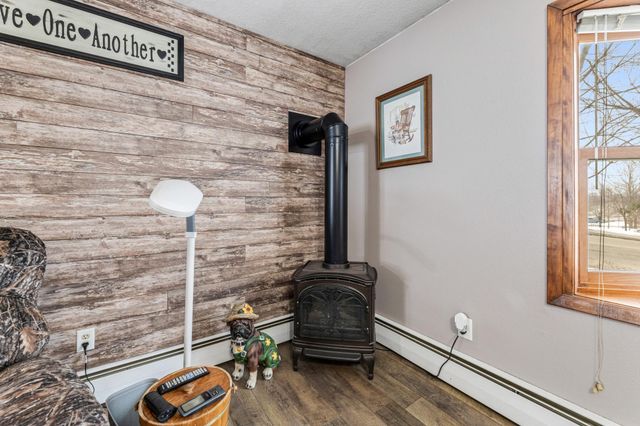 36 Skunk Hollow Road, La Crescent, MN 55947