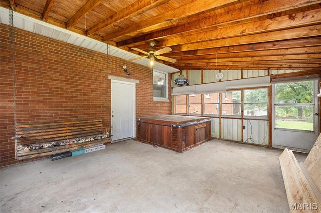 487 Sullivan Street, East Alton, IL 62024