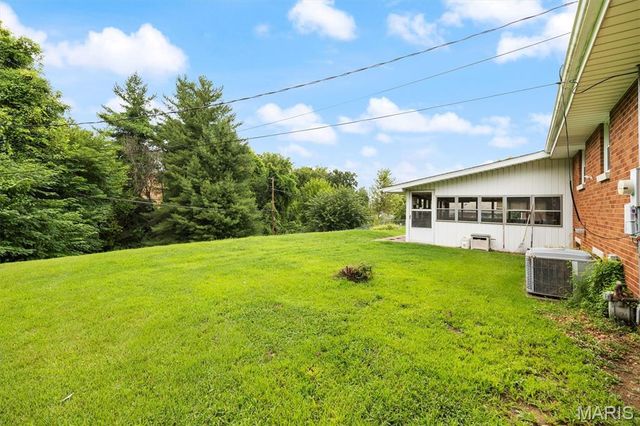 487 Sullivan Street, East Alton, IL 62024