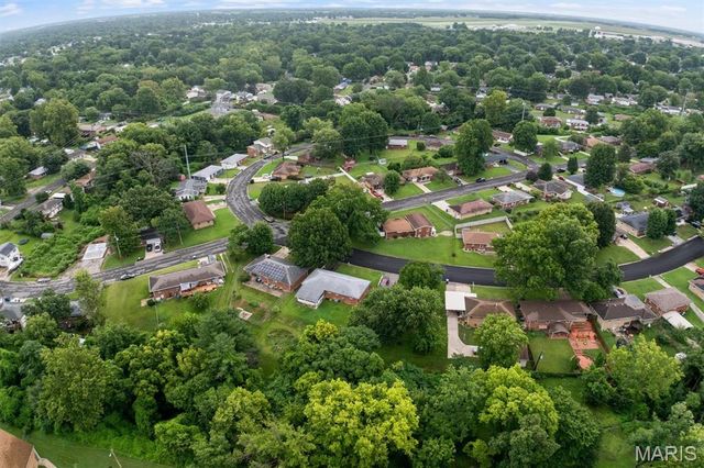 487 Sullivan Street, East Alton, IL 62024
