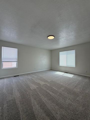 527 Parkland View Street NW, Albuquerque, NM 87120