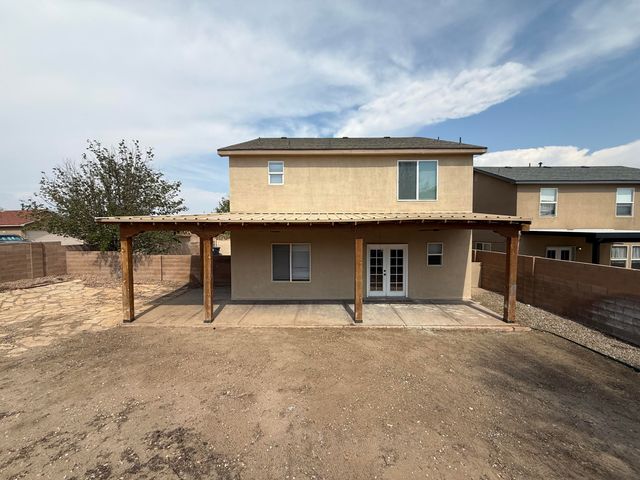 527 Parkland View Street NW, Albuquerque, NM 87120
