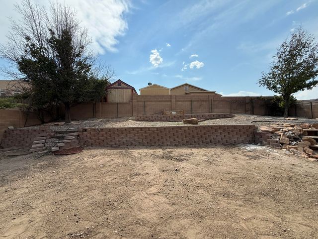 527 Parkland View Street NW, Albuquerque, NM 87120