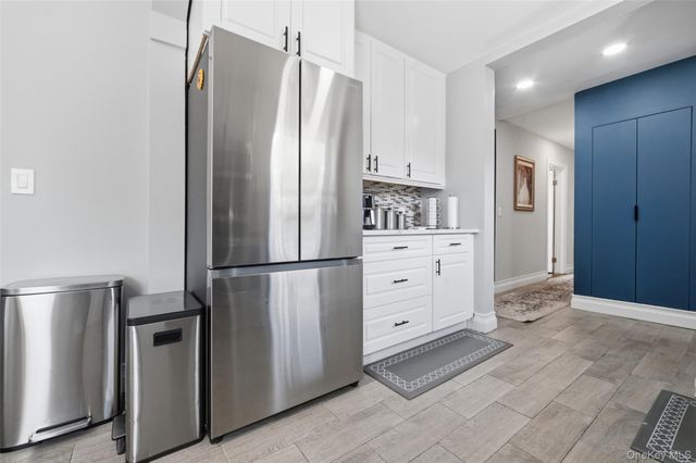 1090 Midland Avenue, Bronxville, NY 10708