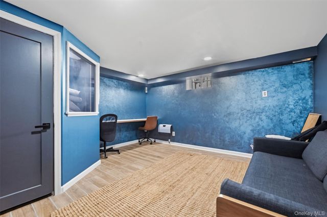 1090 Midland Avenue, Bronxville, NY 10708