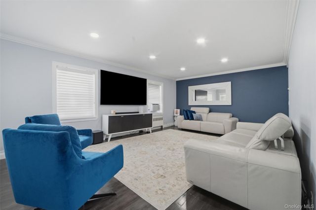 1090 Midland Avenue, Bronxville, NY 10708
