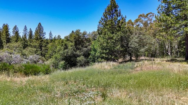 12666 Robinson Road, Nevada City, CA 95959
