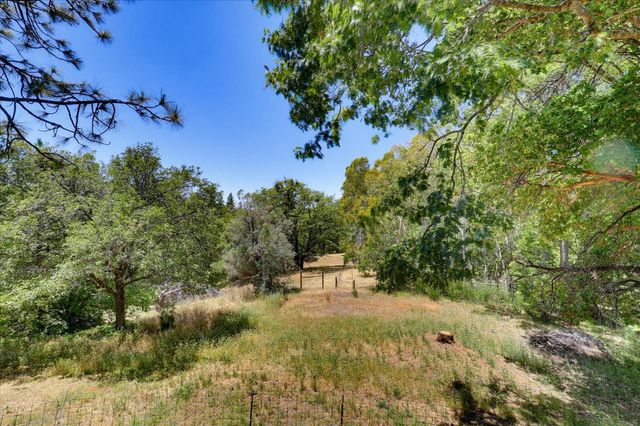 12666 Robinson Road, Nevada City, CA 95959