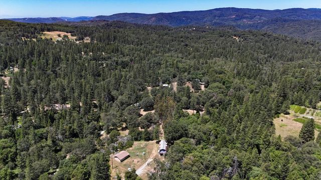 12666 Robinson Road, Nevada City, CA 95959