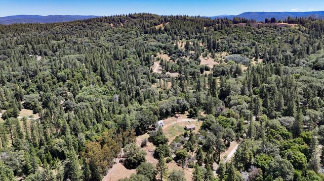 12666 Robinson Road, Nevada City, CA 95959