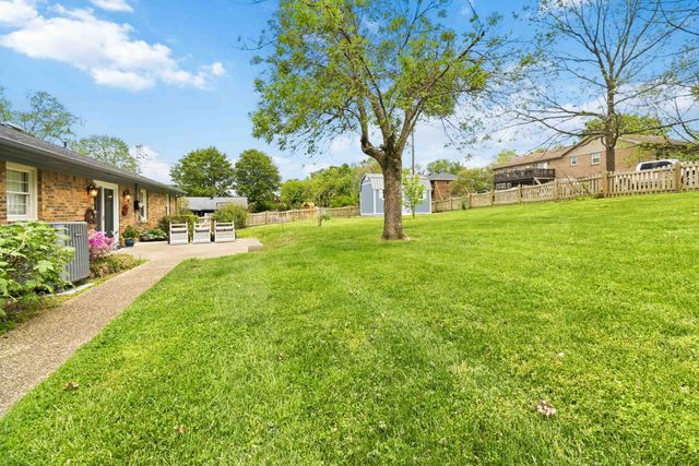 522 Silverbrook Drive, Danville, KY 40422