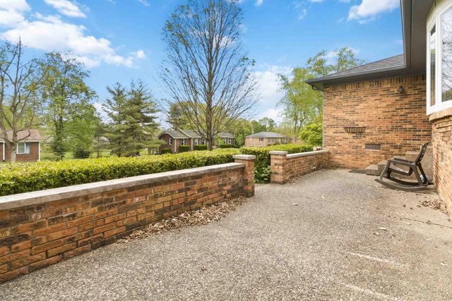 522 Silverbrook Drive, Danville, KY 40422