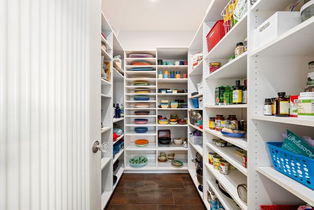 779 S SILVER RD, Leeds, UT 84746