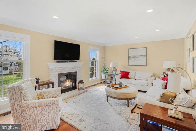 37 SARATOGA LN, Harleysville, PA 19438