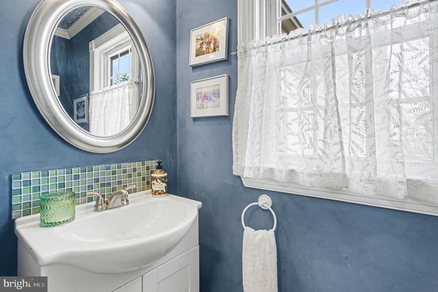 37 SARATOGA LN, Harleysville, PA 19438