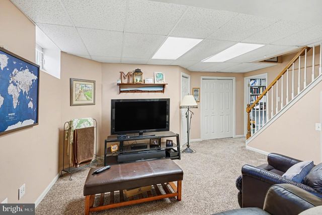 37 SARATOGA LN, Harleysville, PA 19438