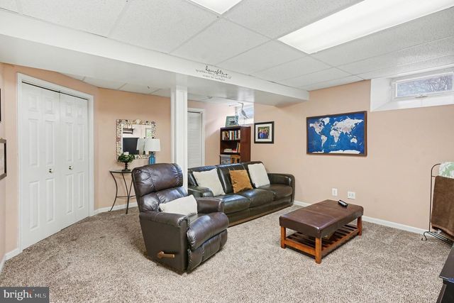 37 SARATOGA LN, Harleysville, PA 19438