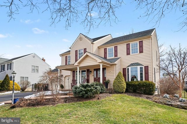 37 SARATOGA LN, Harleysville, PA 19438